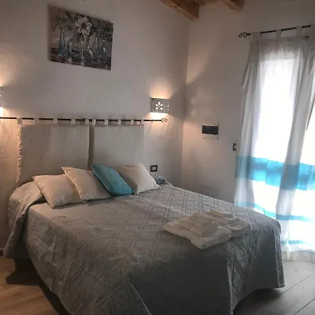 La Fragola In Campagna 6 K M Da * San Pantaleo