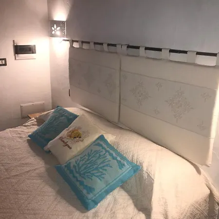 Guest house La Fragola In Campagna 6 K M Da *