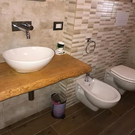 Guest house La Fragola In Campagna 6 K M Da *