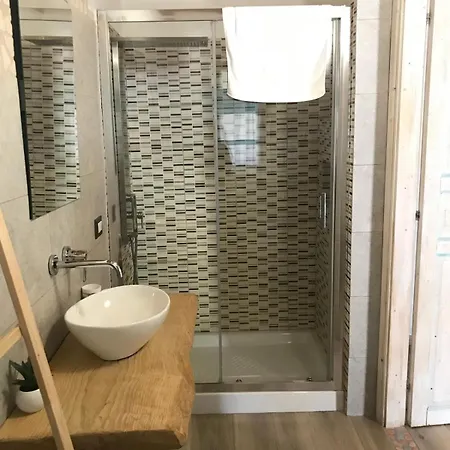 ゲストハウス La Fragola In Campagna 6 K M Da サン・パンタレオ