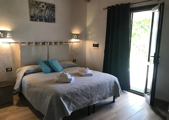 La Fragola In Campagna 6 K M Da Vendégház San Pantaleo